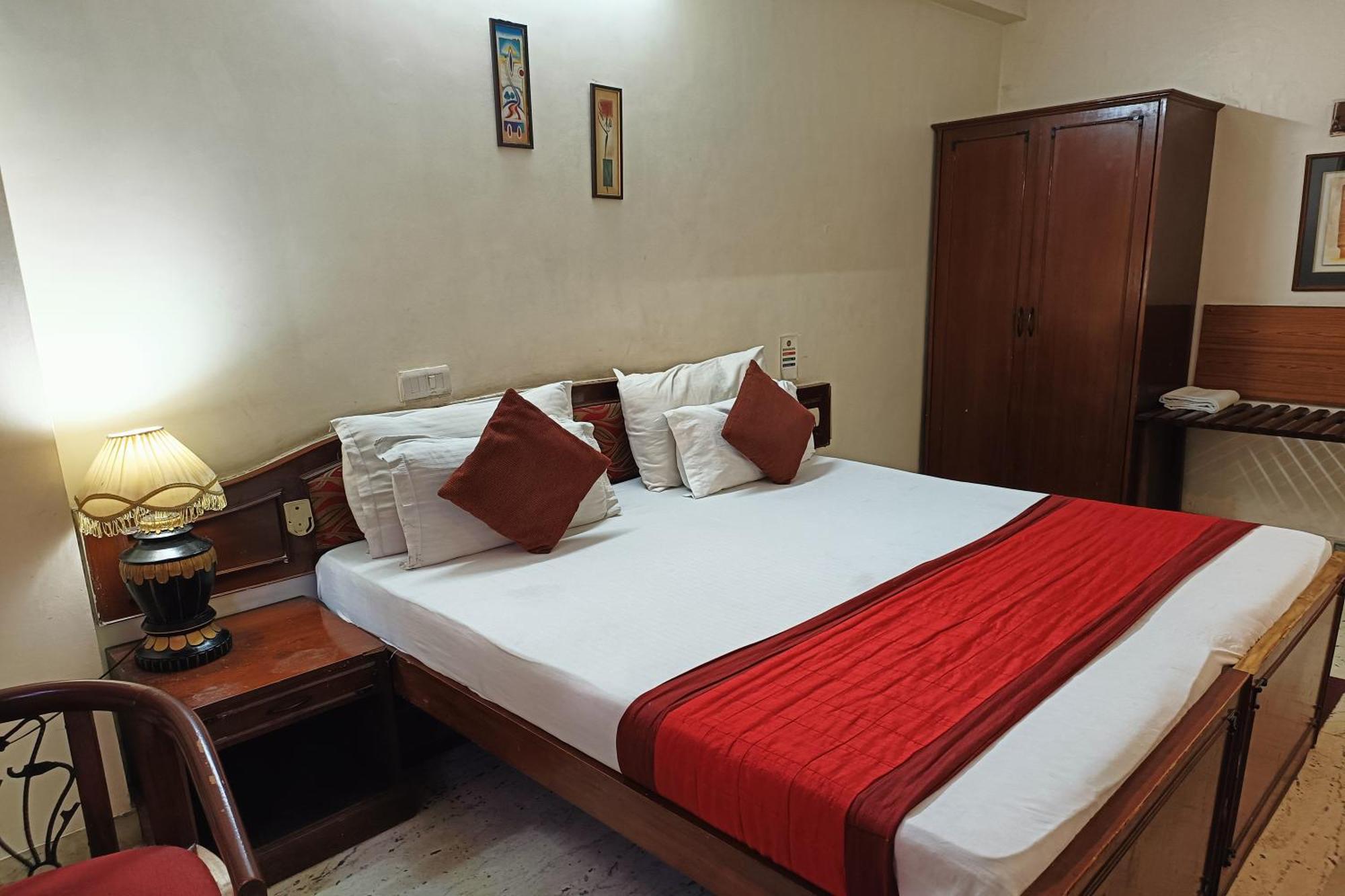 Hotel Indraprastha Delhi  Exterior photo