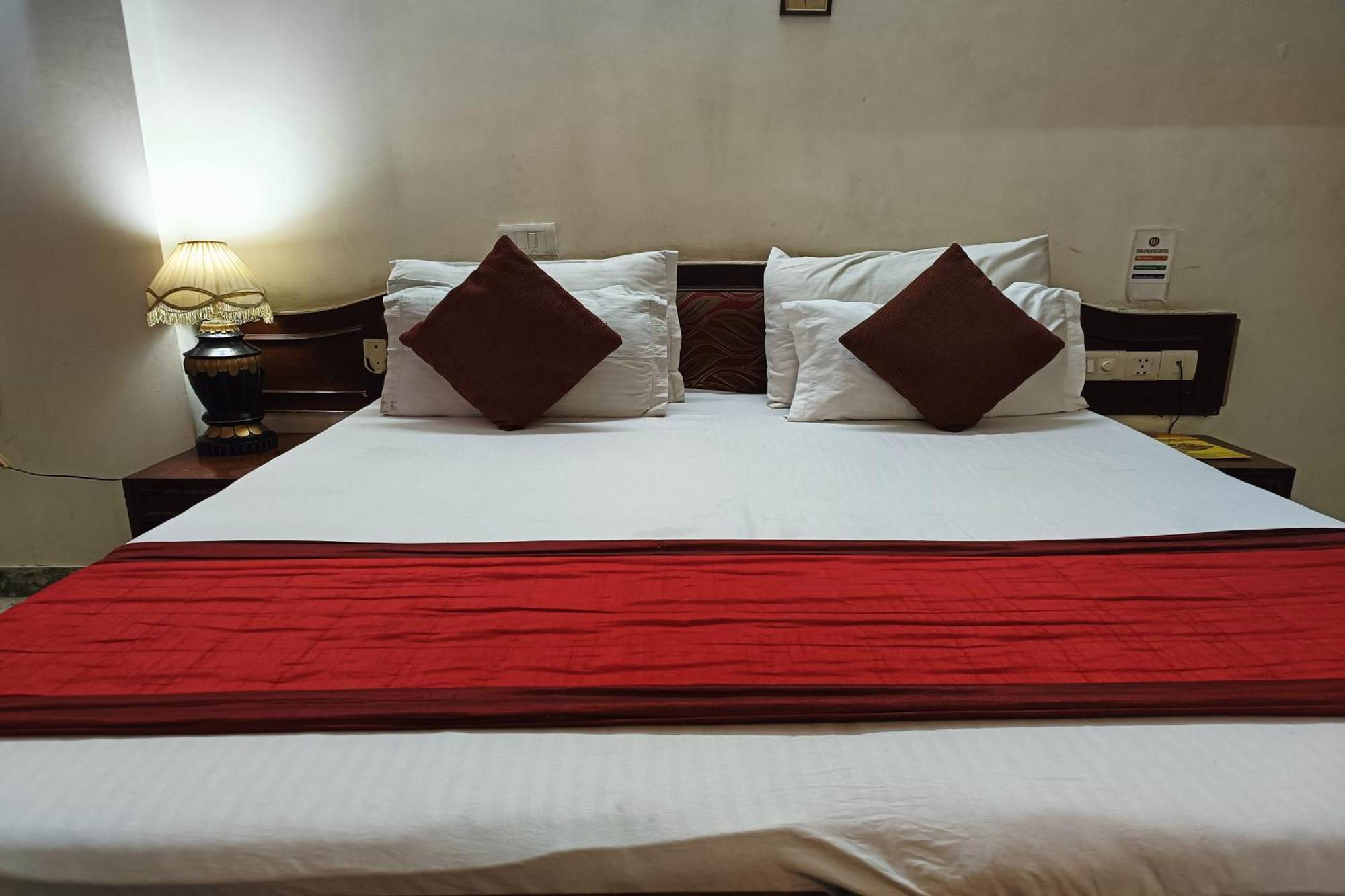 Hotel Indraprastha Delhi  Exterior photo