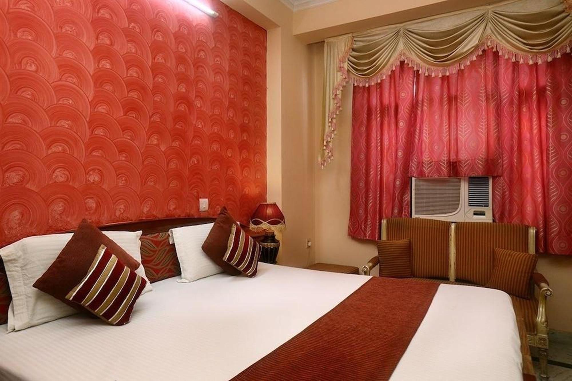 Hotel Indraprastha Delhi  Exterior photo