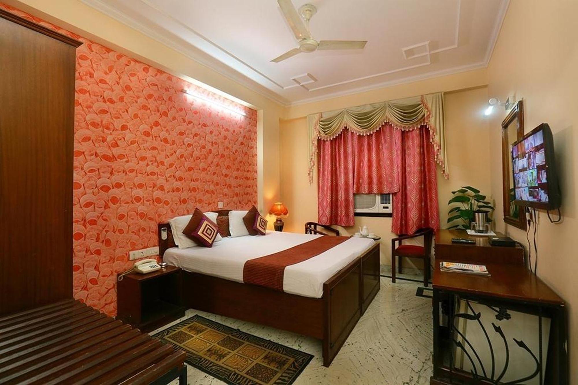 Hotel Indraprastha Delhi  Exterior photo