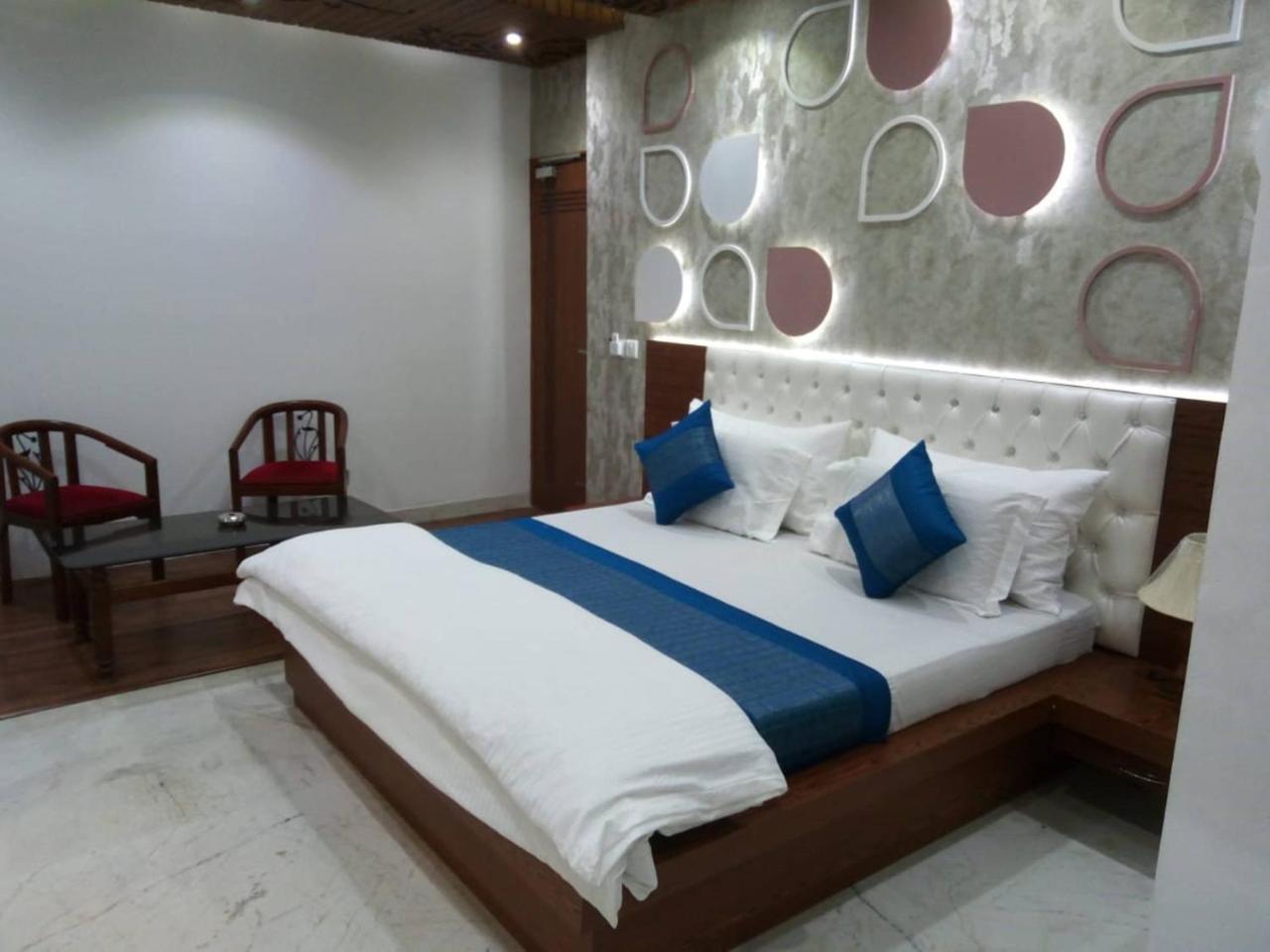 Hotel Indraprastha Delhi  Exterior photo